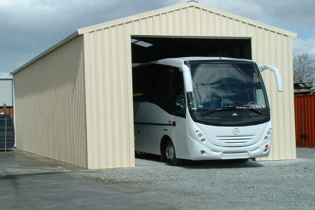 15.2m x 6.1m 4m sides Bronze Range Unit