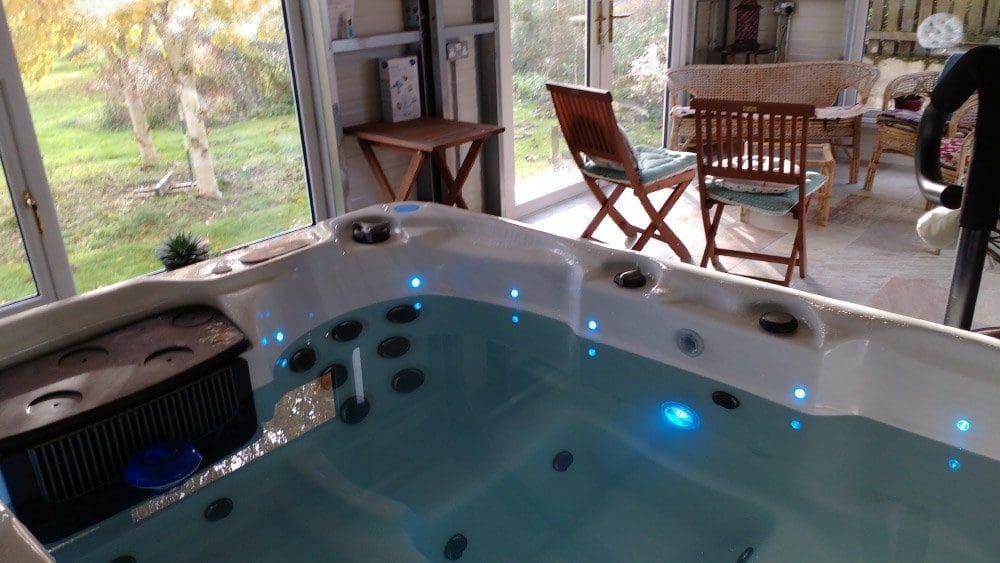 20′ x 12′ 80mm Gold Range Hot tub Shanette Sheds